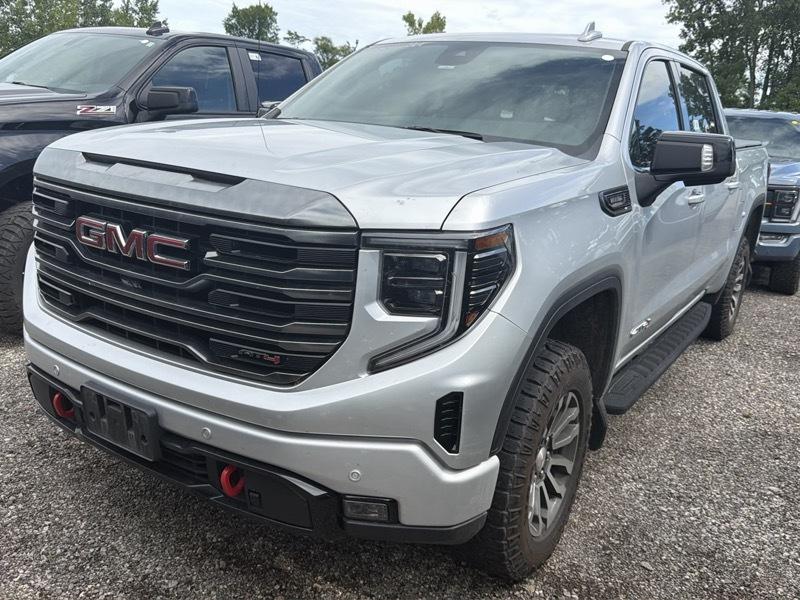 GMC Sierra 1500 AT4 Crew Cab 4WD 2022