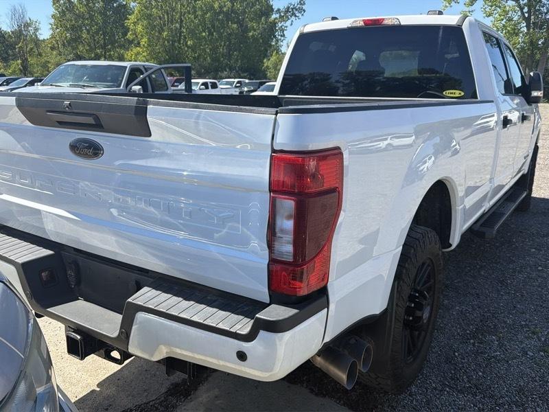 Ford F-350 SD XLT Crew Cab Long Bed 4WD 2022