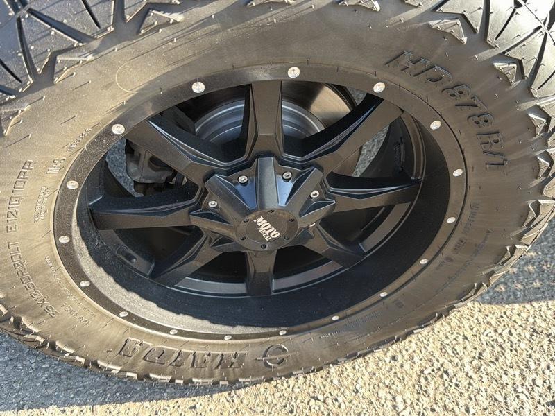 Chevrolet Silverado 1500 LT Trail Boss Crew Cab 4WD 2020