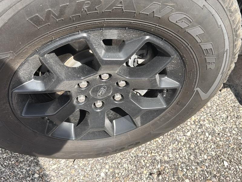 Ford F-150 STX SuperCrew 4WD 2024