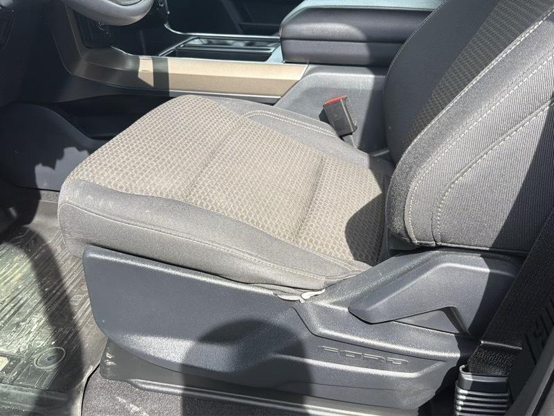 Ford F-150 STX SuperCrew 4WD 2024