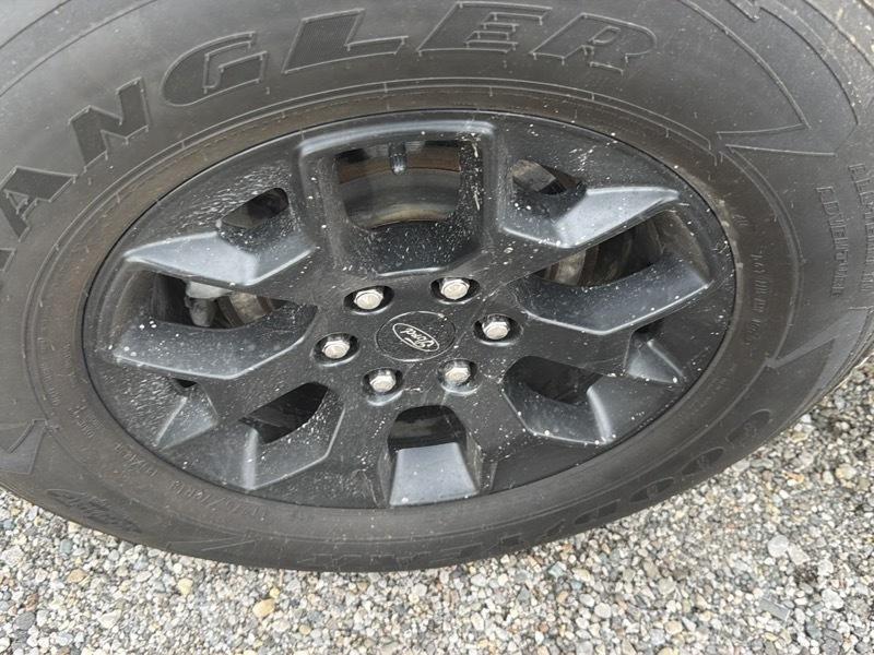 Ford F-150 STX SuperCrew 4WD 2024