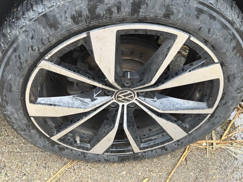 Volkswagen Atlas Cross Sport SEL Premium R-Line 4MOTION 2024