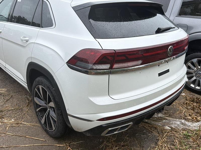 Volkswagen Atlas Cross Sport SEL Premium R-Line 4MOTION 2024