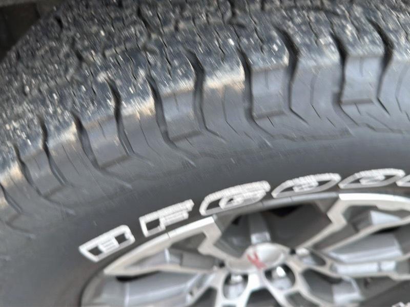 GMC Sierra 1500 SLE Crew Cab Short Box 4WD 2020