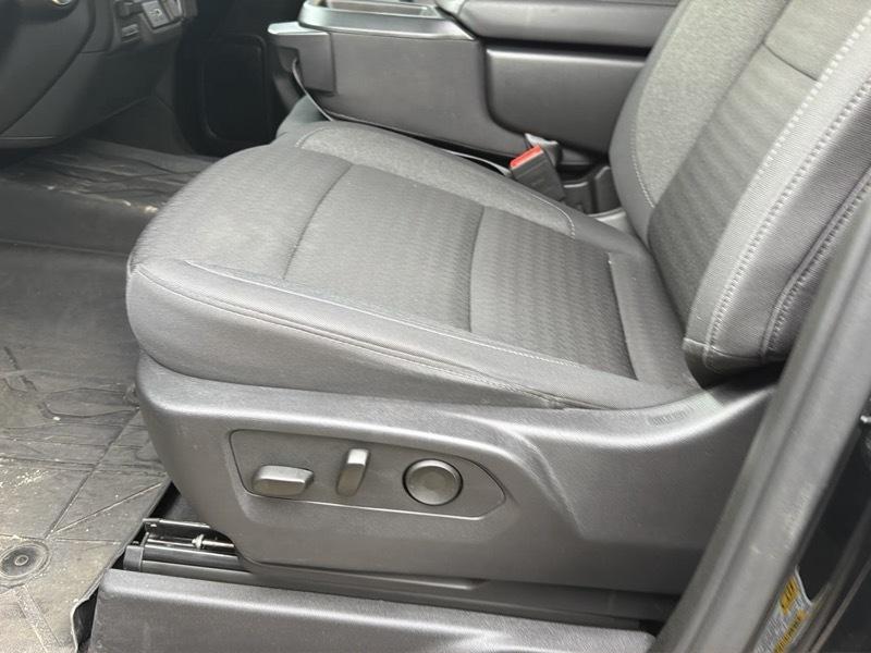 Chevrolet Silverado 2500HD Custom Double Cab Long Box 4WD 2025