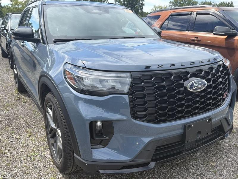 Ford Explorer  2025