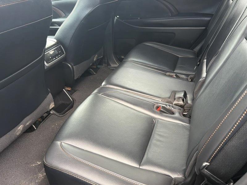 Toyota Highlander XLE AWD V6 2019