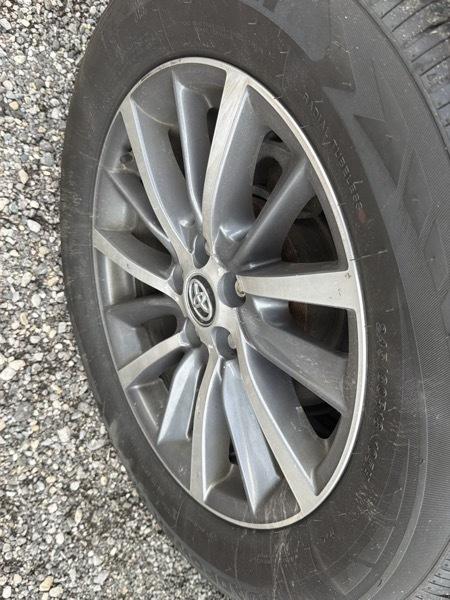 Toyota Highlander XLE AWD V6 2019