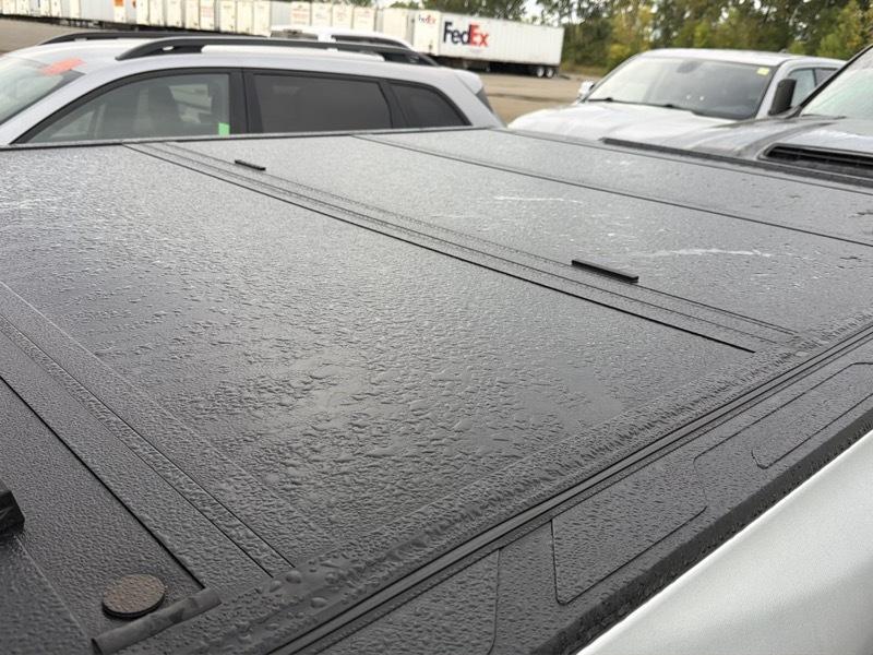 Toyota Tundra Platinum CrewMax 4WD Long Bed 2022