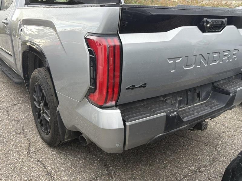Toyota Tundra Platinum CrewMax 4WD Long Bed 2022