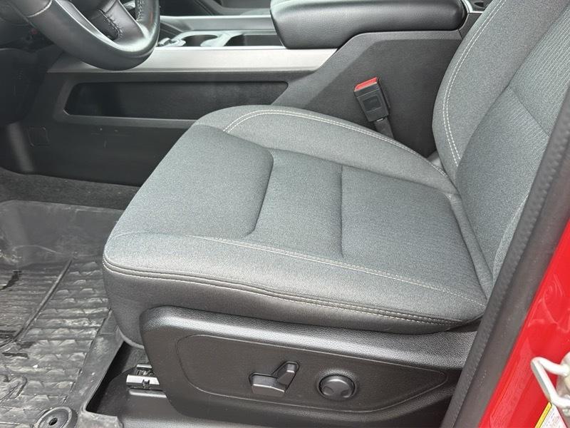 RAM 1500 Big Horn Crew Cab SWB 4WD 2023