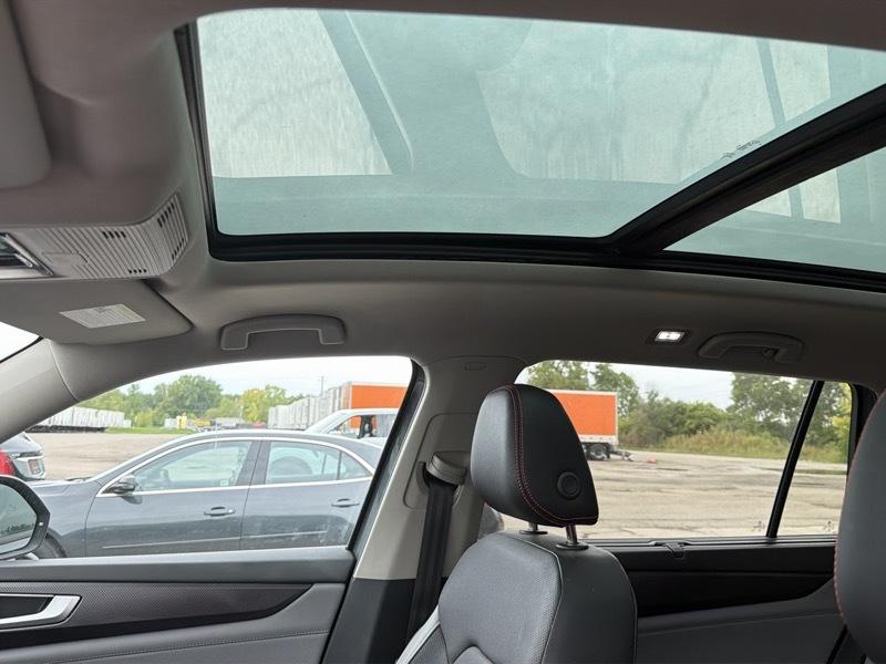 Volkswagen Atlas Peak Edition SEL AWD 2024