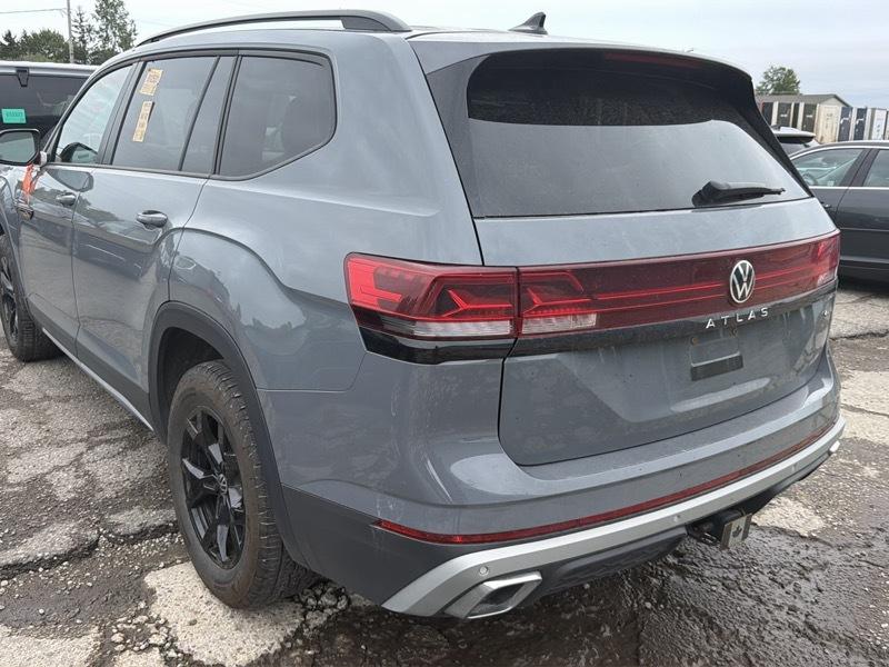 Volkswagen Atlas Peak Edition SEL AWD 2024