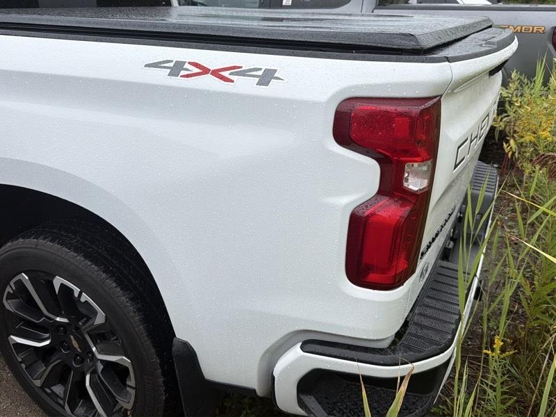 Chevrolet Silverado 1500 RST Crew Cab 4WD 2025