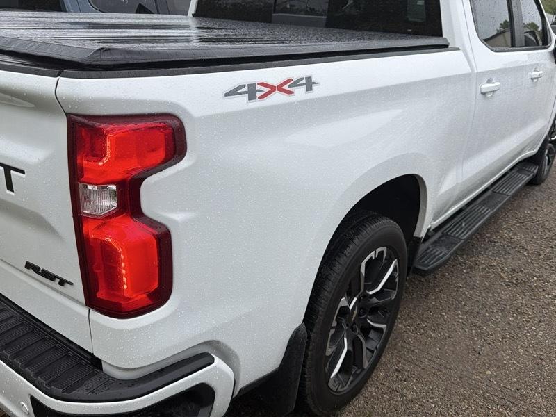 Chevrolet Silverado 1500 RST Crew Cab 4WD 2025