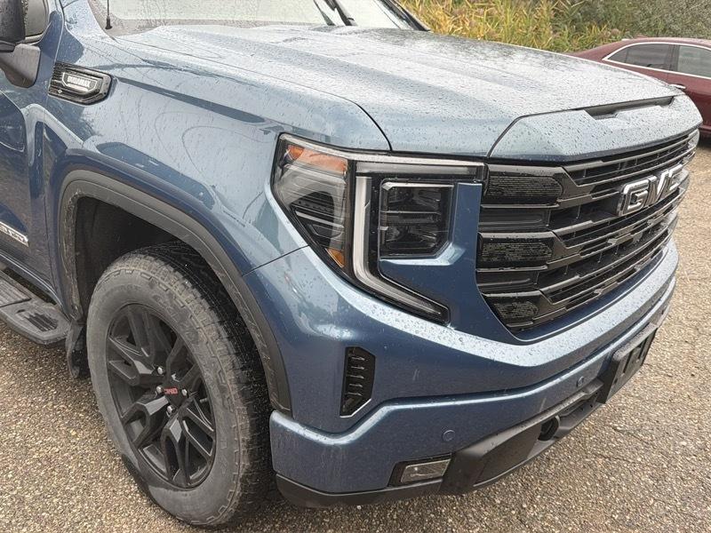 GMC Sierra 1500 Elevation Crew Cab 4WD 2024