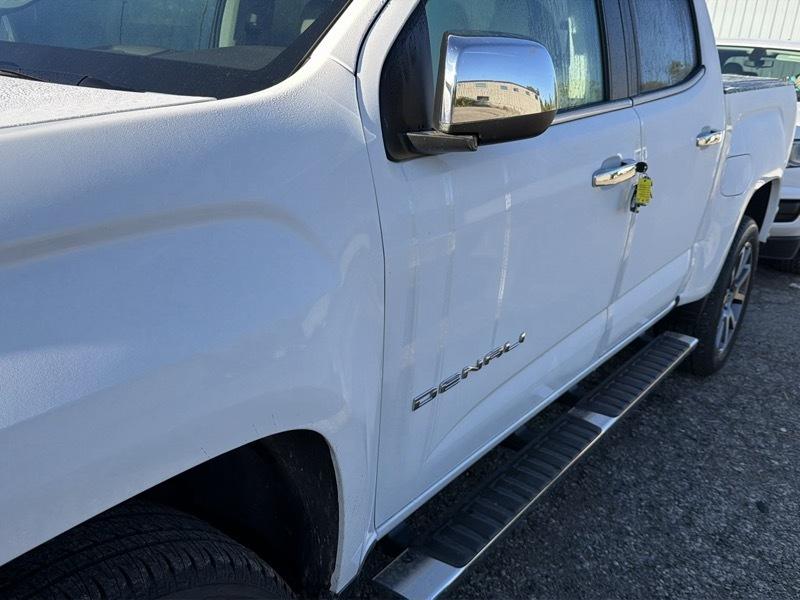 GMC Canyon Denali Crew Cab Long Box 4WD 2022