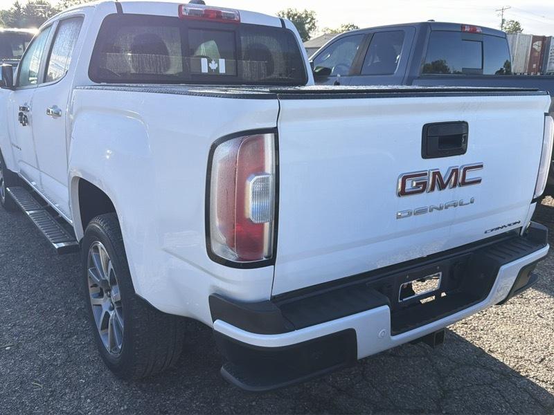 GMC Canyon Denali Crew Cab Long Box 4WD 2022