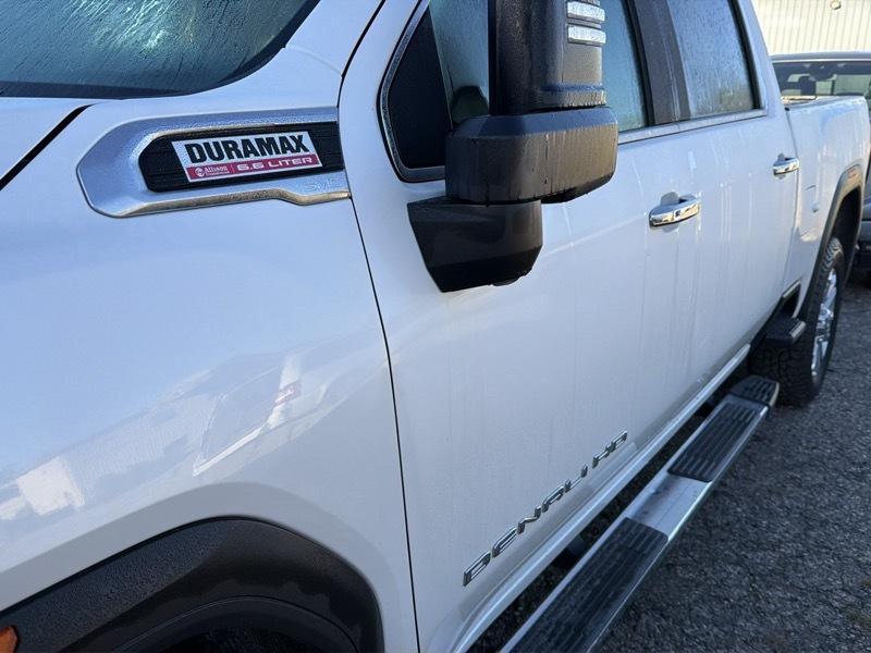 GMC Sierra 2500HD Denali Crew Cab 4WD 2020