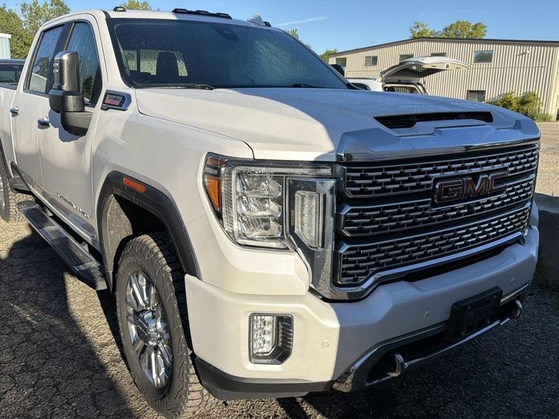 GMC Sierra 2500HD Denali Crew Cab 4WD 2020