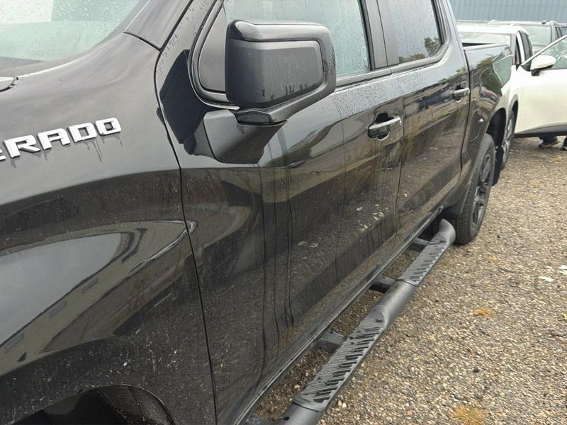 Chevrolet Silverado 1500 RST Crew Cab 4WD 2023