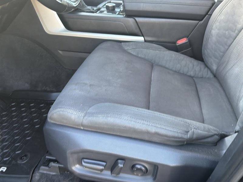 Toyota Tundra  2024