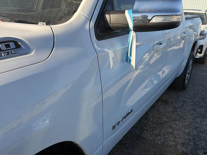 RAM 1500 Big Horn Crew Cab SWB 4WD 2022