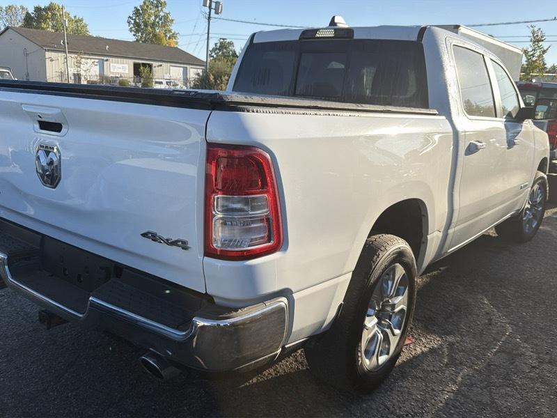 RAM 1500 Big Horn Crew Cab SWB 4WD 2022