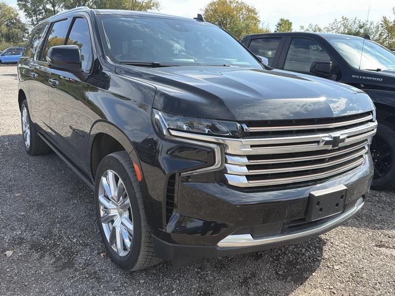 Chevrolet Suburban High Country 4WD 2023