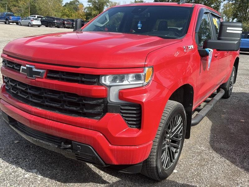 2022 Chevrolet Silverado 1500 RST Crew Cab 4WD