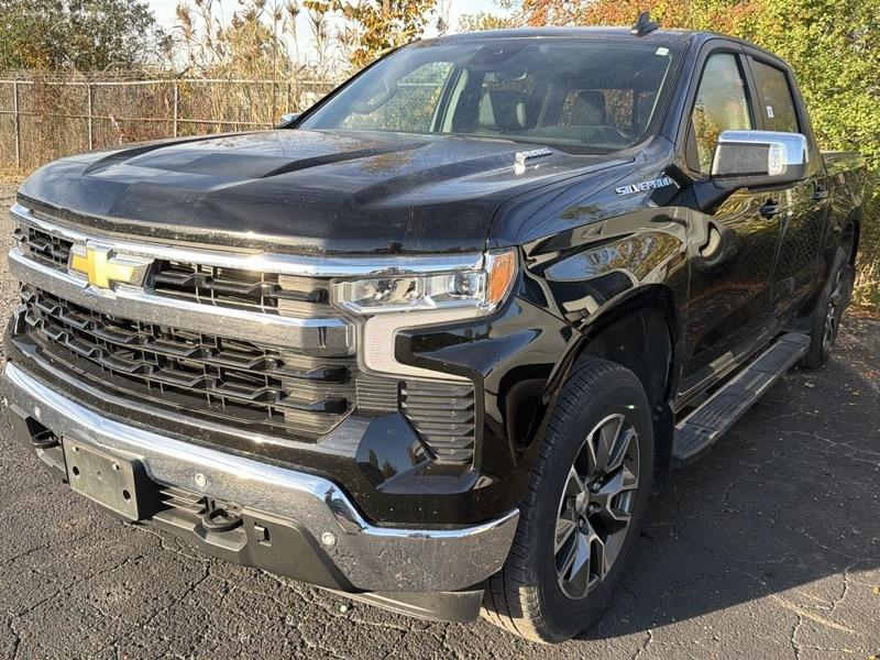 2024 Chevrolet Silverado 1500 LT Crew Cab 4WD