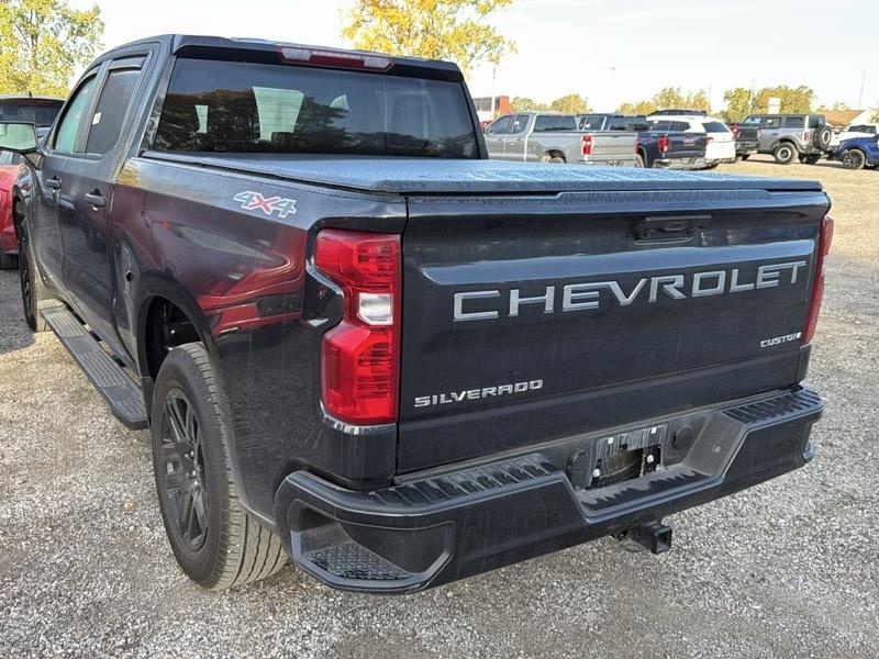 Chevrolet Silverado 1500 Custom Crew Cab 4WD 2022