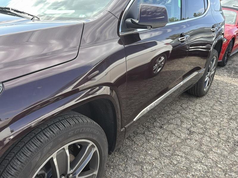 GMC Acadia Denali AWD 2018