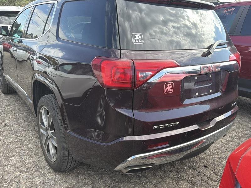 GMC Acadia Denali AWD 2018