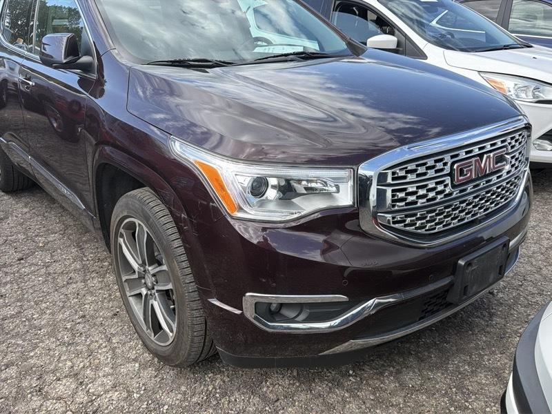 GMC Acadia Denali AWD 2018