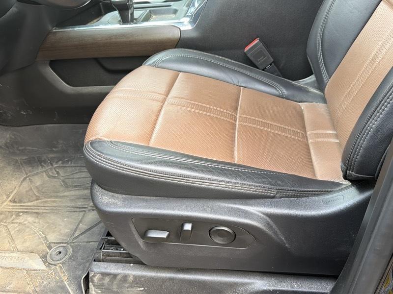 Chevrolet Silverado 1500 High Country Crew Cab 4WD 2024