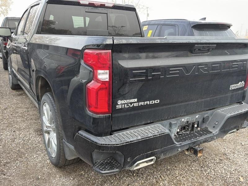 Chevrolet Silverado 1500 High Country Crew Cab 4WD 2024