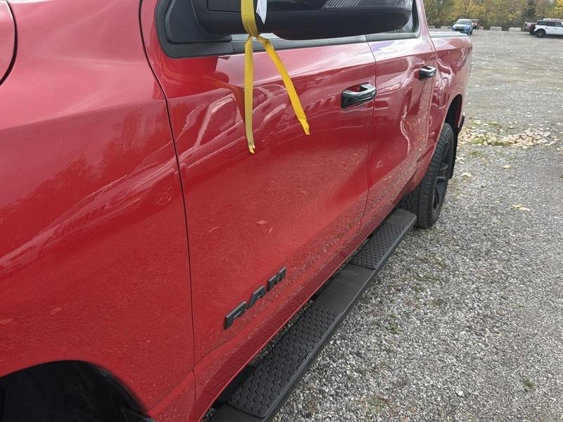 RAM 1500 Big Horn Crew Cab SWB 4WD 2023