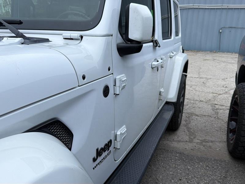 Jeep Wrangler Unlimited Sahara High Altitude 2021