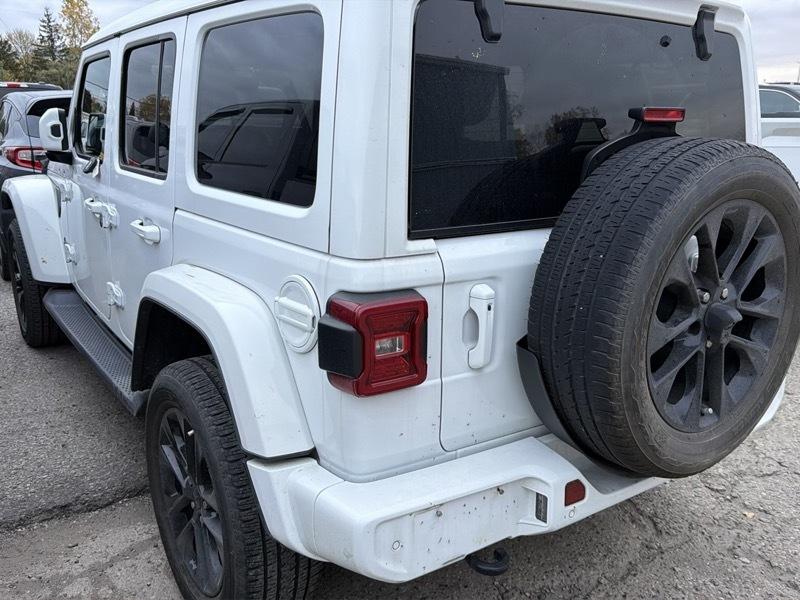 Jeep Wrangler Unlimited Sahara High Altitude 2021