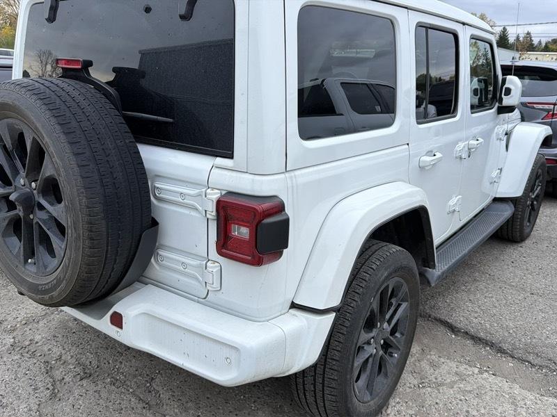 Jeep Wrangler Unlimited Sahara High Altitude 2021