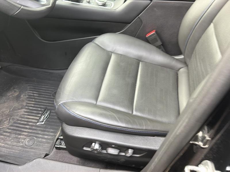 Cadillac XT4 Sport AWD 2024