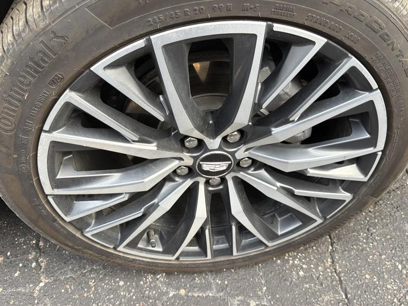 Cadillac XT4 Sport AWD 2024