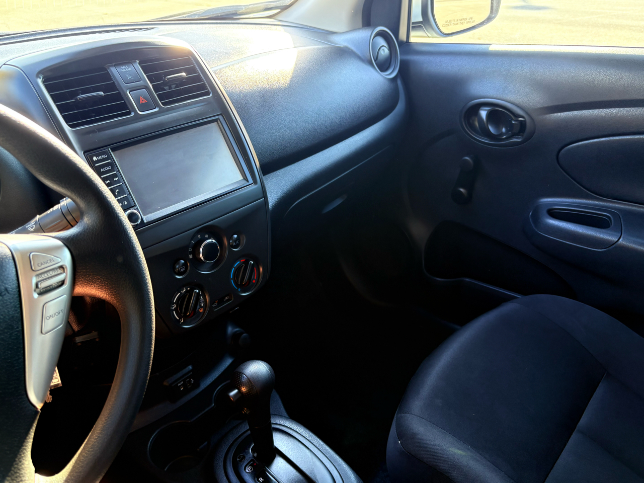 Nissan Versa 1.6 S Plus 2019