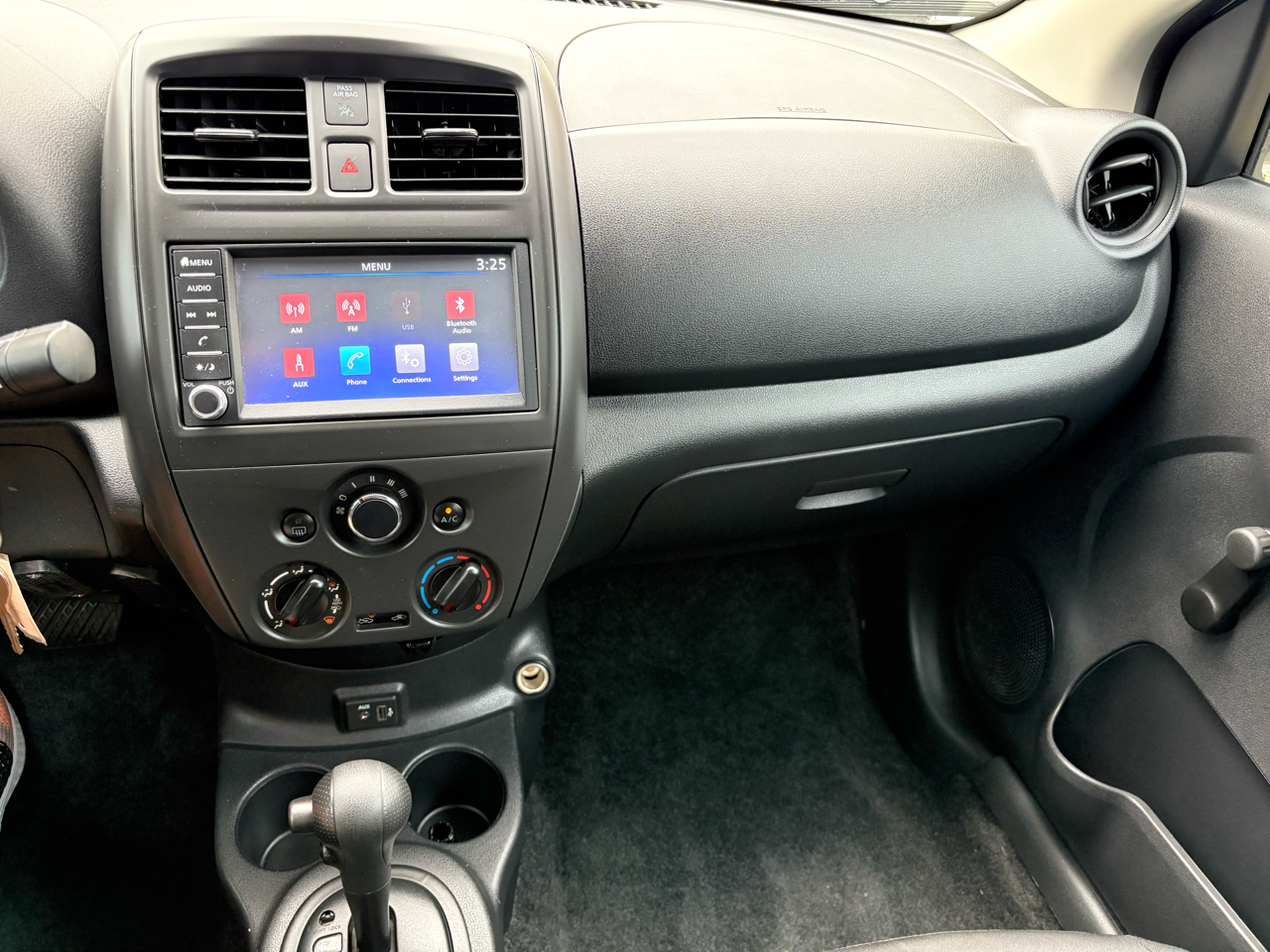 Nissan Versa 1.6 S Plus 2019