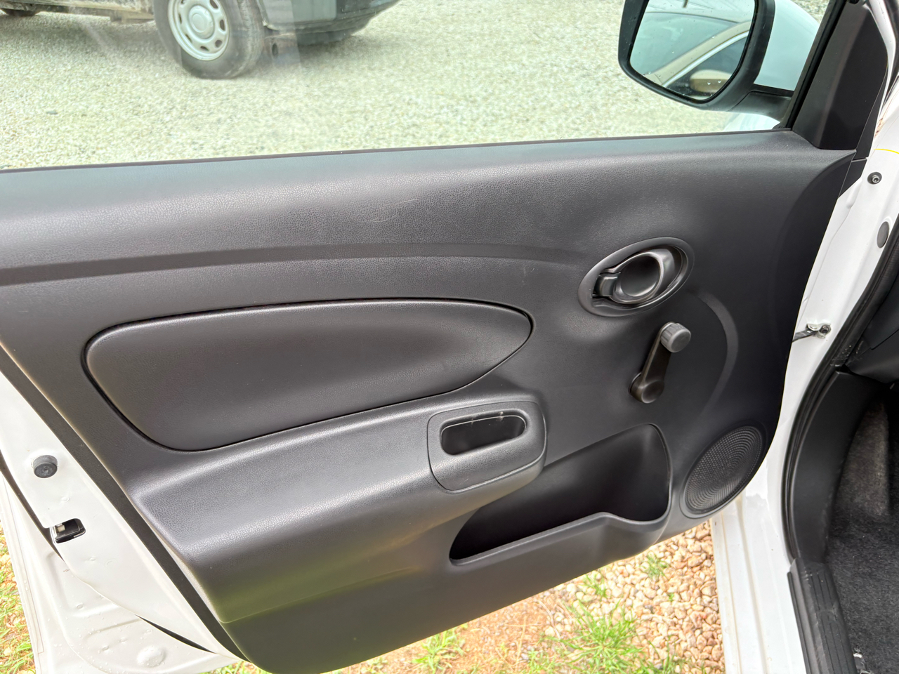 Nissan Versa 1.6 S Plus 2019