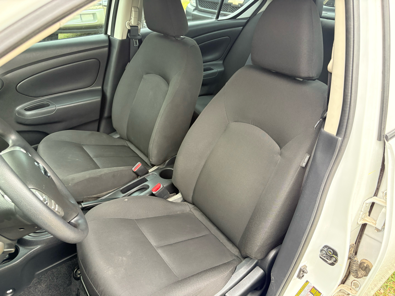 Nissan Versa 1.6 S Plus 2019