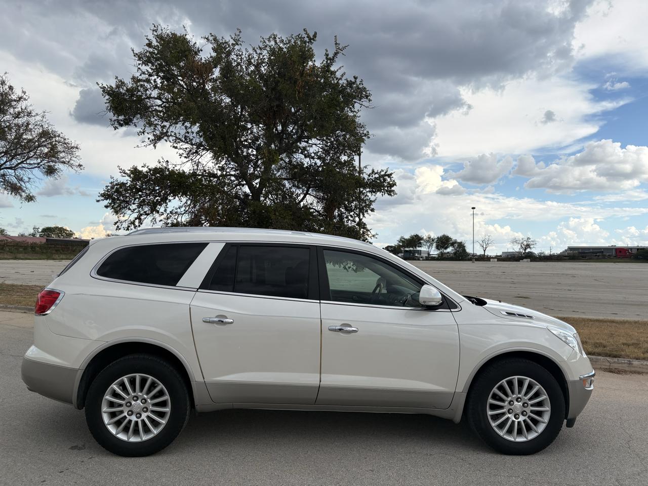 Buick Enclave Leather FWD 2012