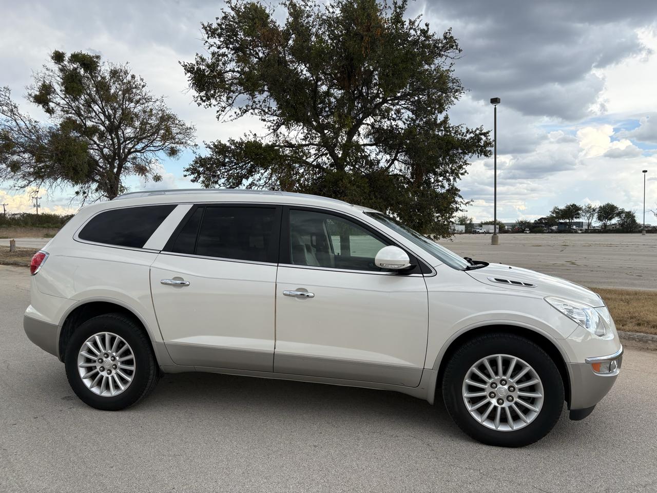 Buick Enclave Leather FWD 2012
